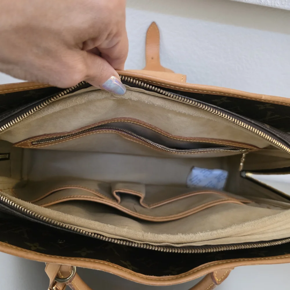 *VERY RARE** Louis Vuitton Monogram Rivoli Briefcase / Tote / Satchel - Picture 7 of 16